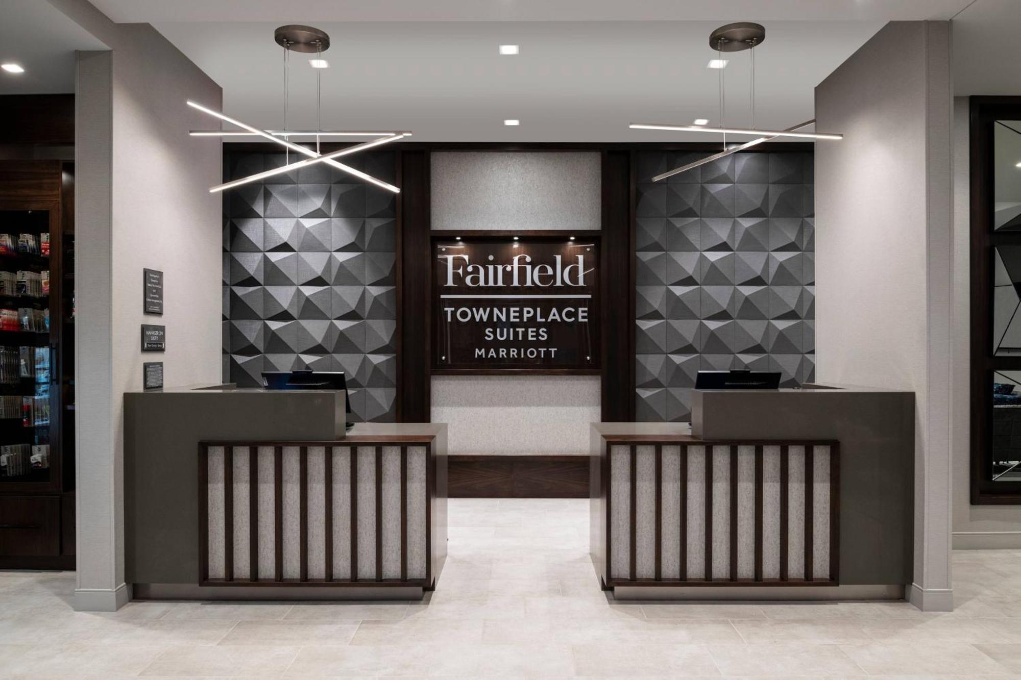 Towneplace Suites By Marriott Boston Medford Exterior foto